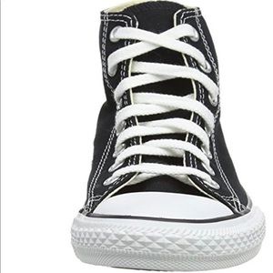 Converse All Star Size 3 (5) Chuck Taylor High Tops